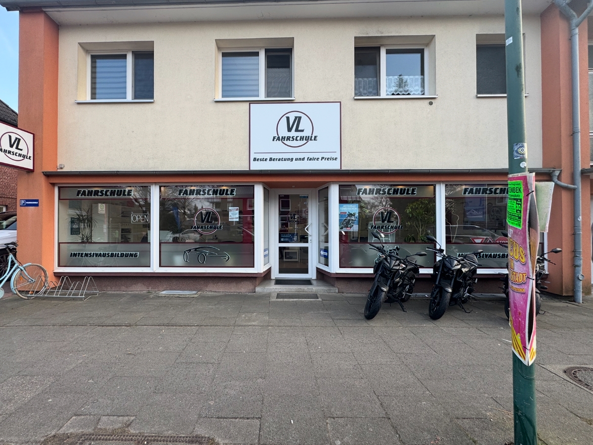HalstenbEK AUßEN alt VL