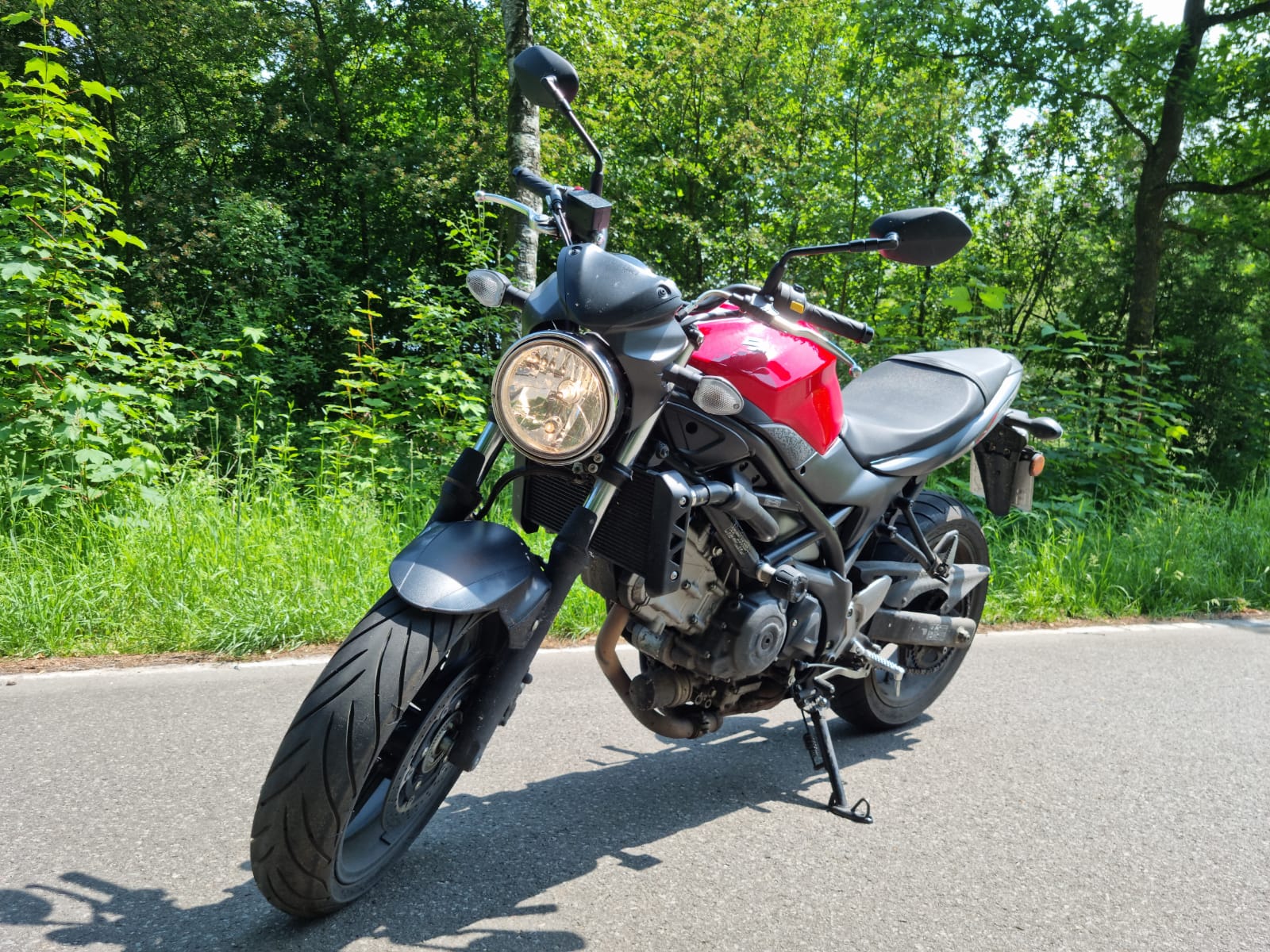 Suzuki SV 650 Rot